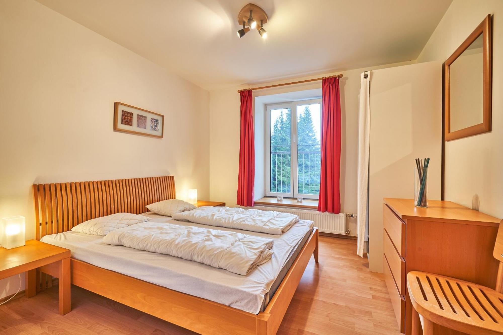 Poustevnik Apartments Пец под Снежка Стая снимка