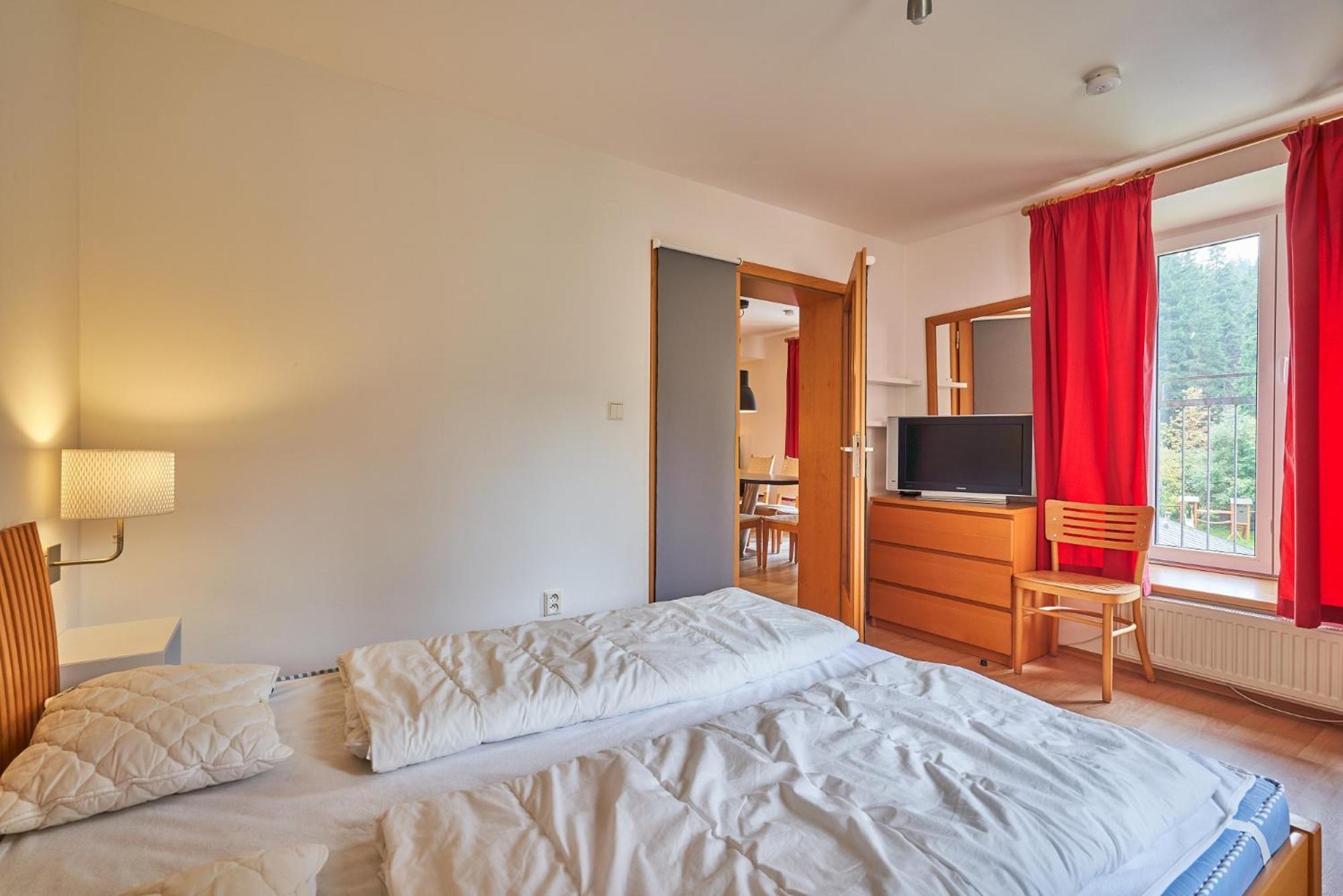 Poustevnik Apartments Пец под Снежка Стая снимка