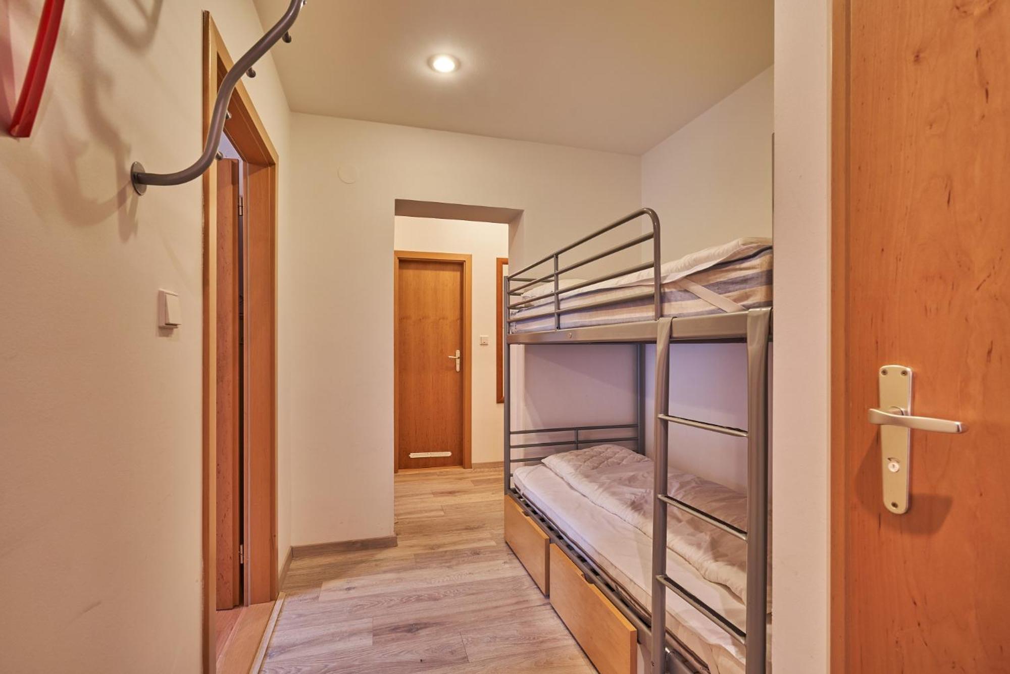 Poustevnik Apartments Пец под Снежка Стая снимка