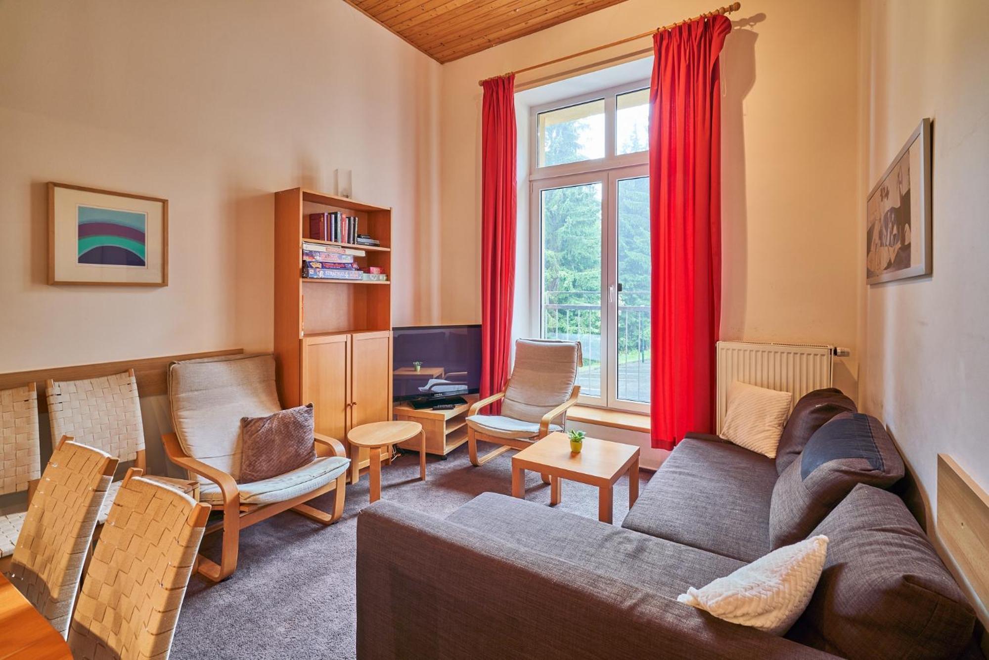Poustevnik Apartments Пец под Снежка Стая снимка